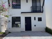 Venta de casa en Torre de Piedra el Refugio Venta de casa en Torre de Piedra el Refugio