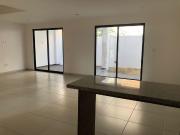 Venta de Casa en Tres Mar?as Loma Alta a un Precio...