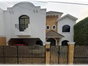 VENTA DE CASA EN U. de Querétaro, Universidad Poniente,...