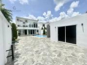 Venta de Casa en Urb Portofino, Vía a la Costa, Piscina,...