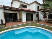 Venta de Casa en Urb. Vía al Sol con 3 Habitaciones y...