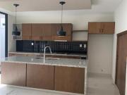 VENTA DE CASA EN VALLES DEL MOLINO C 03