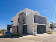 Venta de casa en Villamagna 1era sección