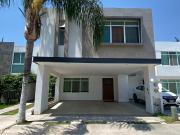 VENTA DE CASA EN VILLAS DEL MAYAB