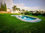 VENTA DE CASA EN VILLAS DEL MAYAB EN PRIVADA CON ALBERCA