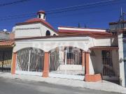 VENTA DE CASA EN VILLAS DEL PARQUE, QUERÉTARO