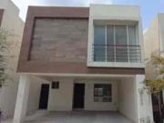 Venta de casa en Villas del poniente García NL