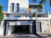 Venta de Casa en Zona Chapalita La Estancia