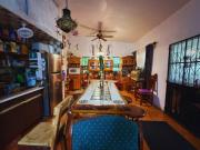 VENTA DE CASA ESCRITURADA CON 1115 MTZ DE TERRENO, EN...