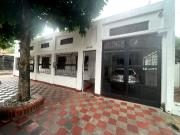 Venta de casa esquinera en el barrio calixto,de la...