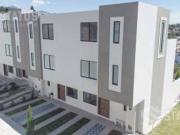 Venta de casa esquinera, Sector Conocoto, junto al... Venta de casa esquinera, Sector Conocoto, junto al...