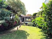 Venta de Casa estilo Cuernavaca con excelente ubicación