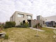 En Venta, casa nivel gerencial en B° la Zagala, Neuquén