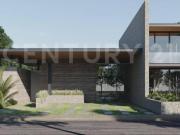 Venta de Casa Exclusiva con Alberca y Jardín en Lomas de...