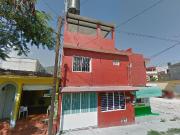 VENTA DE CASA GRANDE EN AV CIRCONIA, JARDINES DEL...