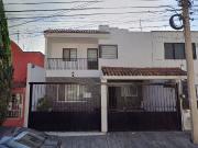 VENTA DE CASA GRANDE EN CALLE BILBAO, COL. SANTA MÓNICA,...
