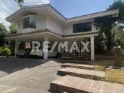 VENTA DE CASA HACIENDA DE VALLE ESCONDIDO