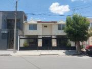 Venta de Casa Las Margaritas con Recamara Planta Baja