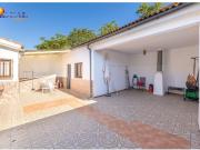 Venta de casa + local almacén de 145 m2 en Iznalloz Granada