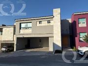 Venta de Casa Los Azulejos, Monterrey, N.L