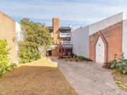 Venta de Casa Lote propio en Flores Sur