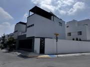 VENTA DE CASA MEGA EQUIPADA EN PRIVALIA CUMBRES
