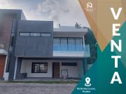 VENTA DE CASA NUEVA 3 RECAMARAS CADA UNA CON BAÑO...