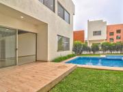 VENTA DE CASA NUEVA CON ALBERCA Y ROOF GARDEN EN LOMAS...