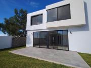 VENTA DE CASA NUEVA CON RECÁMARA EN PLANTA BAJA EN LOMAS...