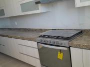 Venta de casa nueva con roof garden en Fracc. Colinas de...