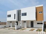 VENTA DE CASA NUEVA EN CORONANGO CUAUTLANCINGO, PUE....