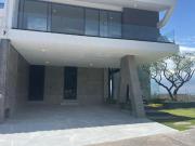 Venta de casa nueva de diseño lomas Angelópolis, la gran...