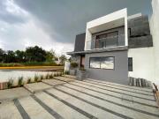 VENTA DE CASA NUEVA EN ALTOZANO COTO PRIVADO, CON CASETA...