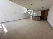 VENTA DE CASA NUEVA EN MAYORCA SALIDA EJE METROPOLITANO