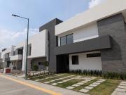 VENTA DE CASA NUEVA EN METEPEC, RESIDENCIAL PUERTA DE...