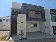 VENTA DE CASA NUEVA, LOMAS DE ANGELÓPOLIS, CASCATTA