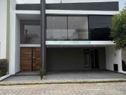 VENTA DE CASA NUEVA PREMIUM EN LOMAS DE ANGELOPOLIS,...