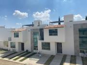 VENTA DE CASA NUEVA TOLUCA CACALOMACAN