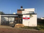 VENTA DE CASA NUEVA Y MODERNA EN FRACC. PRIVADA LIMA