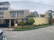 Venta de casa para remodelar o como terreno en Surco