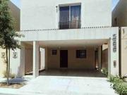 Venta de Casa paraje Sta Rosa Apodaca