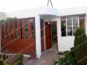 Venta de casa pequeña en conjunto cerrado El Milagro