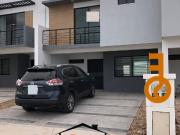 VENTA DE CASA PRIVADA CON AMENIDADES AZUL LOS LAGOS