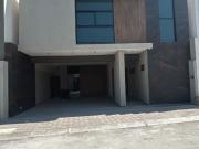 VENTA DE CASA PRIVANZAS ACACIA