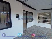 VENTA DE CASA RECIEN REMODELADA EN CAMINO GANADERO