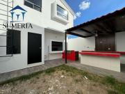 Venta de casa recién remodelada en Fracc. Campanario
