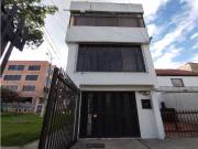 VENTA DE CASA RENTABLE 3 CASAS EN UNA EN VILLA ALSACIA...