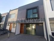 Venta de casa Residencial Cumbres, zona Cuanalá, Juan C...