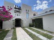 Venta de Casa Residencial de 3 habitaciones con grandes...