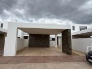 Venta de Casa Residencial de 3 Habitaciones en Privada...